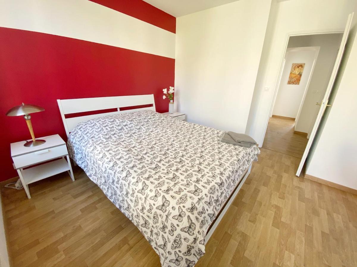 22 Chic & Cosy Grand Appart 92M2 Parking Gratuit Hypercentre Netflix Saint-Etienne (Loire) Exterior foto